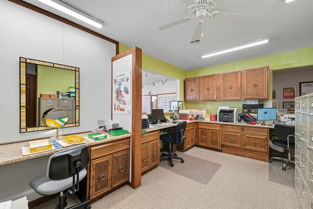 5917 Stoney Creek Drive, Fort Wayne, IN 46825