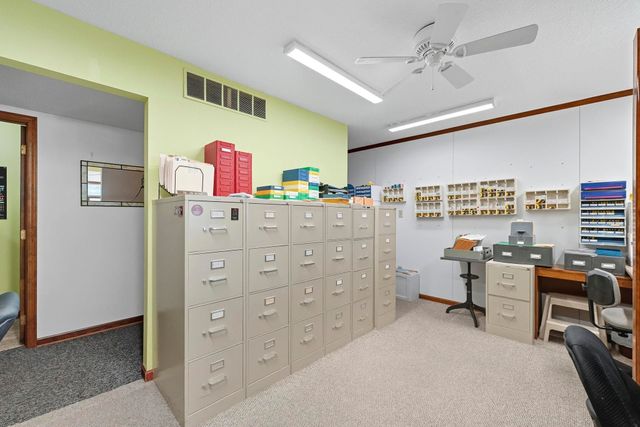 5917 Stoney Creek Drive, Fort Wayne, IN 46825