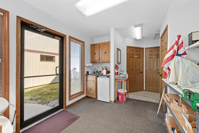 5917 Stoney Creek Drive, Fort Wayne, IN 46825