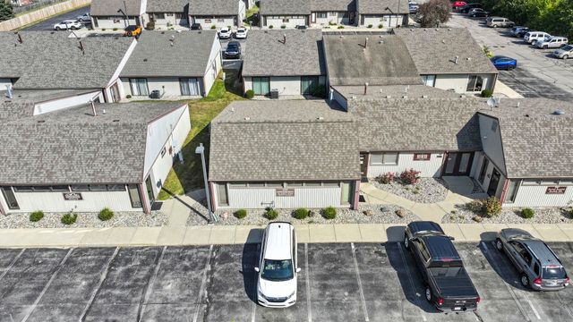 5917 Stoney Creek Drive, Fort Wayne, IN 46825