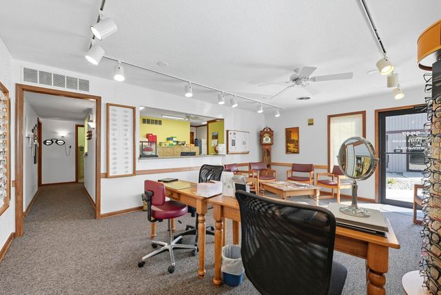 5917 Stoney Creek Drive, Fort Wayne, IN 46825