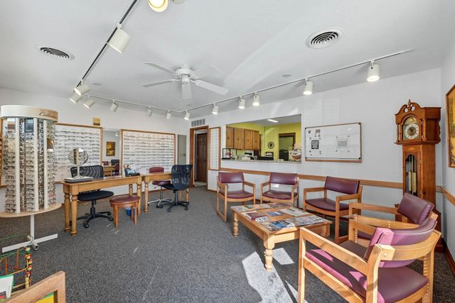 5917 Stoney Creek Drive, Fort Wayne, IN 46825