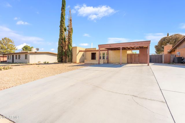 4850 E FOOTHILLS Drive, Sierra Vista, AZ 85635
