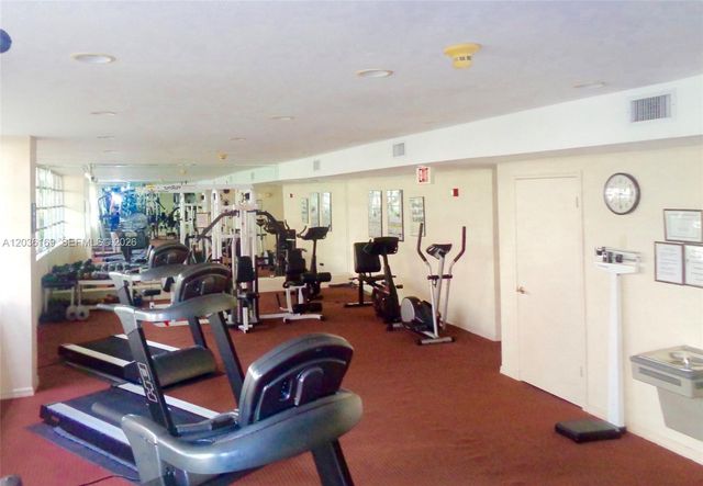 1408 Brickell Bay Dr 613, Miami, FL 33131