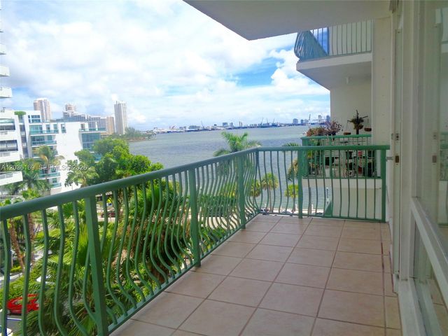 1408 Brickell Bay Dr 613, Miami, FL 33131