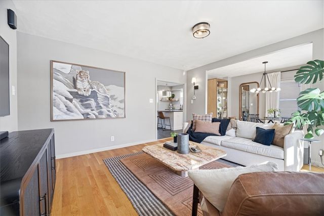 61 School Street 1, Lincoln, RI 02802