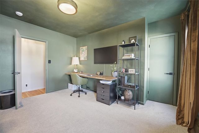 61 School Street 1, Lincoln, RI 02802