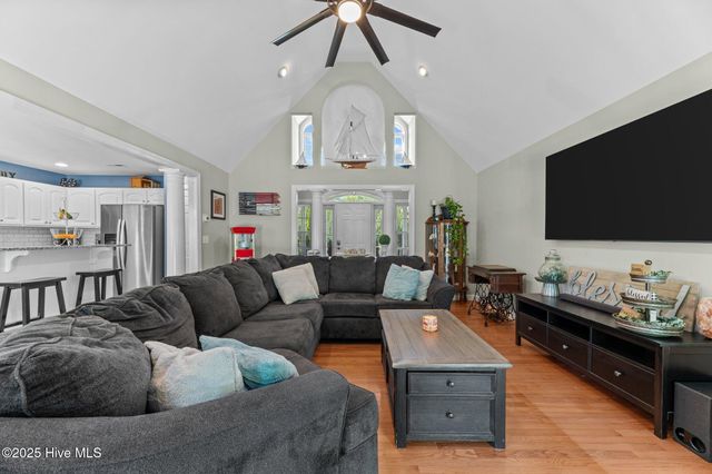 107 River Bluffs Drive, New Bern, NC 28560