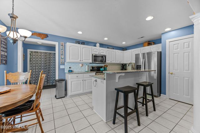 107 River Bluffs Drive, New Bern, NC 28560
