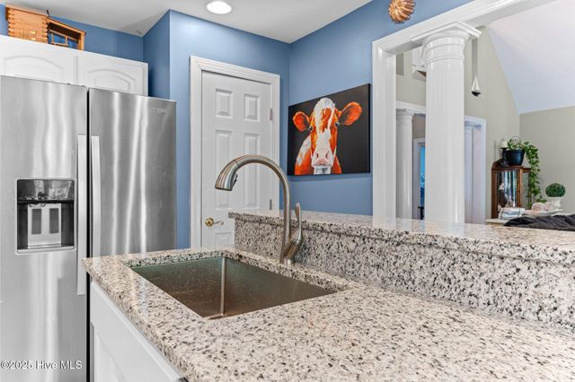107 River Bluffs Drive, New Bern, NC 28560