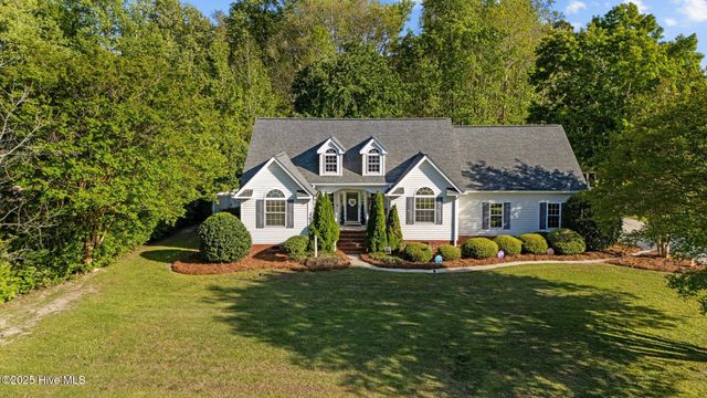 107 River Bluffs Drive, New Bern, NC 28560