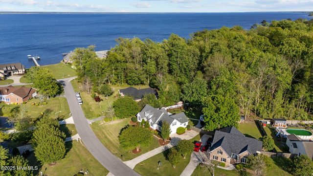 107 River Bluffs Drive, New Bern, NC 28560