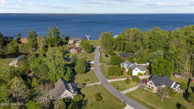 107 River Bluffs Drive, New Bern, NC 28560