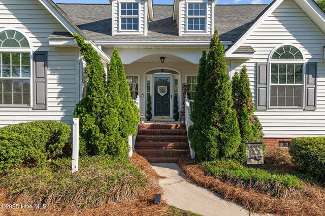 107 River Bluffs Drive, New Bern, NC 28560