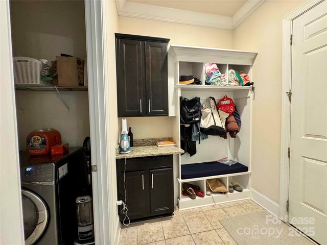 1109 Gray Oak Lane, Charlotte, NC 28270