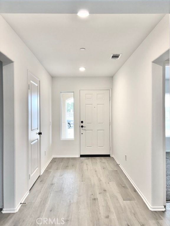 Image 4 of property listing at 14765 Aberdeen, Helendale, CA 92342