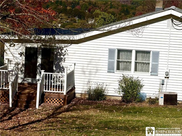 45 Maltby Street, Jamestown, NY 14701