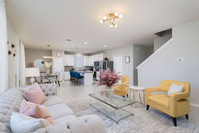 483 Salz Way, San Antonio, TX 78260