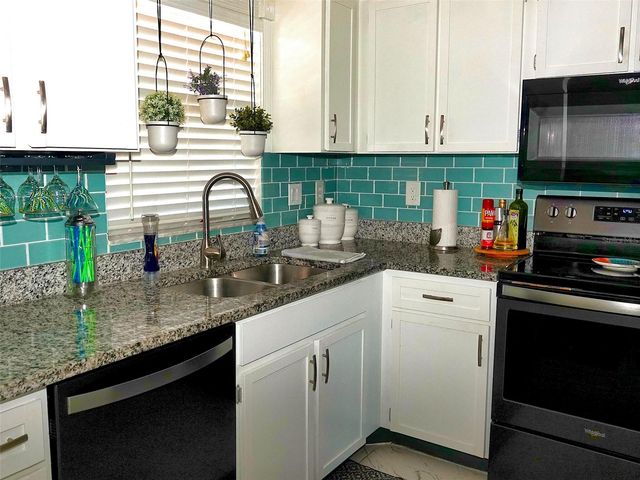 2395 HARBOR BOULEVARD 203, Port Charlotte, FL 33952