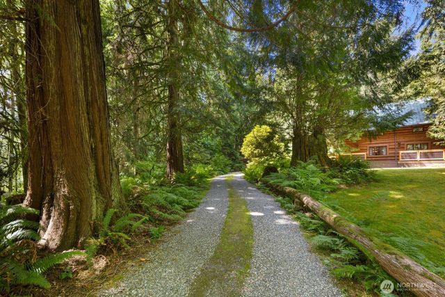 129 N Lake Roesiger Road, Snohomish, WA 98290