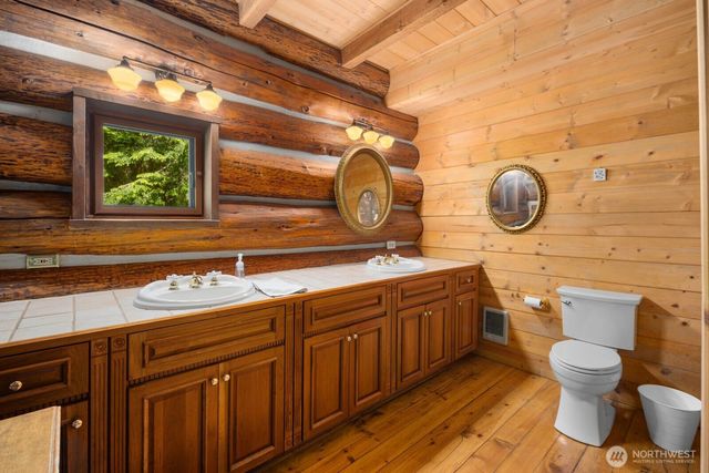 129 N Lake Roesiger Road, Snohomish, WA 98290