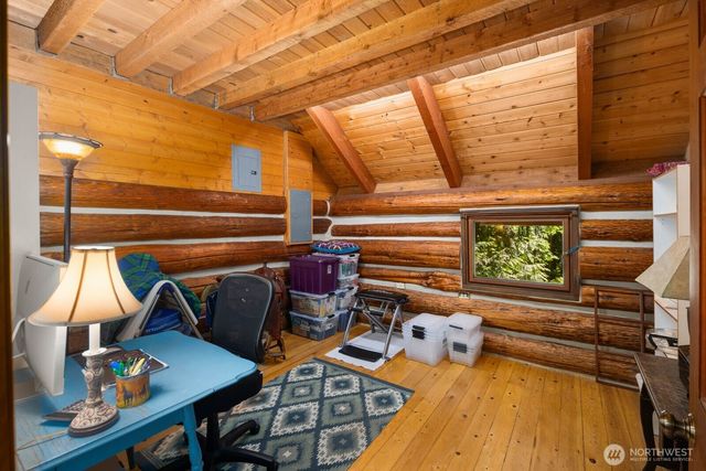 129 N Lake Roesiger Road, Snohomish, WA 98290