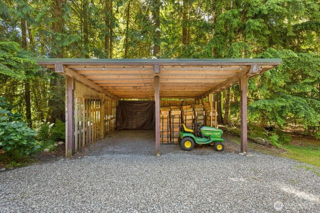 129 N Lake Roesiger Road, Snohomish, WA 98290