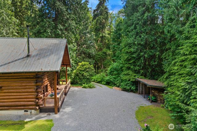129 N Lake Roesiger Road, Snohomish, WA 98290