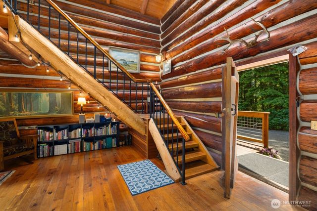 129 N Lake Roesiger Road, Snohomish, WA 98290
