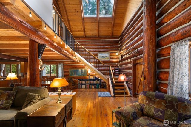 129 N Lake Roesiger Road, Snohomish, WA 98290