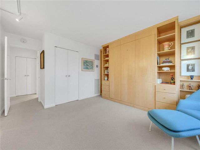 2510 Grand Boulevard 1702-03, Kansas City, MO 64108