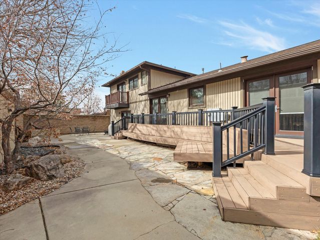 3376 E MAGIC VIEW DR, Cottonwood Heights, UT 84121