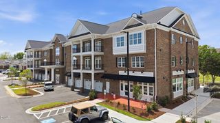 1600 Gathering Park Circle 304, Cary, NC 27519