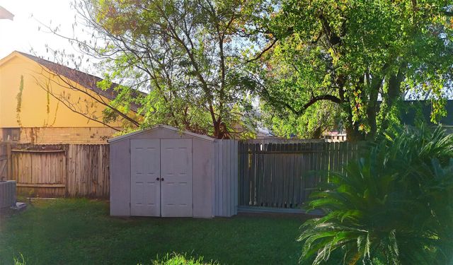 2614 Owens Cross Drive, Houston, TX 77067