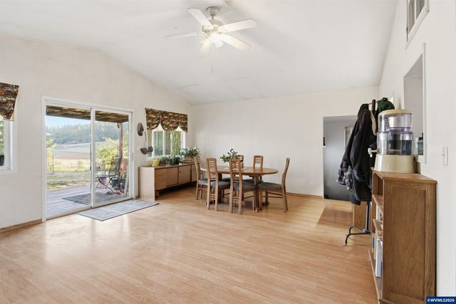 2008 Farmer Rd SE, Jefferson, OR 97352