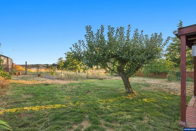 2008 Farmer Rd SE, Jefferson, OR 97352