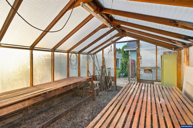 2008 Farmer Rd SE, Jefferson, OR 97352