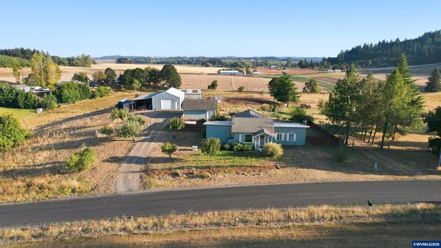 2008 Farmer Rd SE, Jefferson, OR 97352