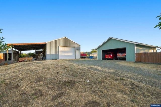 2008 Farmer Rd SE, Jefferson, OR 97352