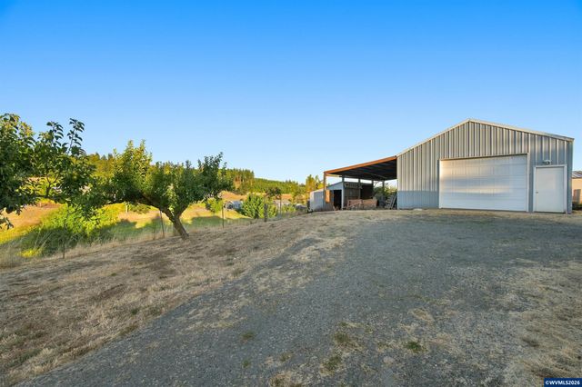 2008 Farmer Rd SE, Jefferson, OR 97352