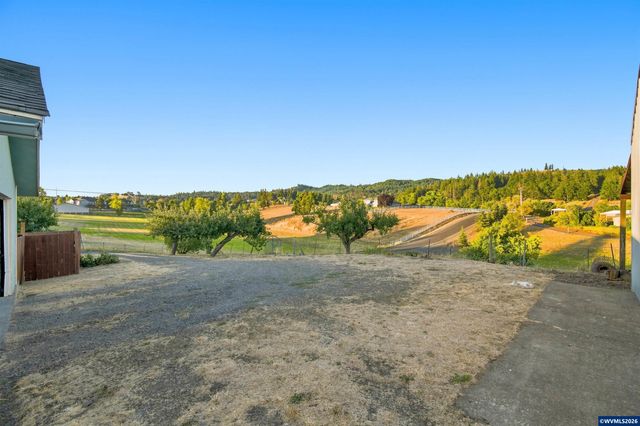 2008 Farmer Rd SE, Jefferson, OR 97352