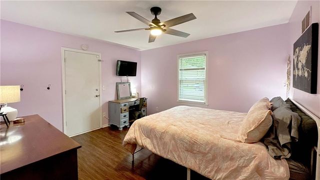 105 Broadway Street, Grain Valley, MO 64029