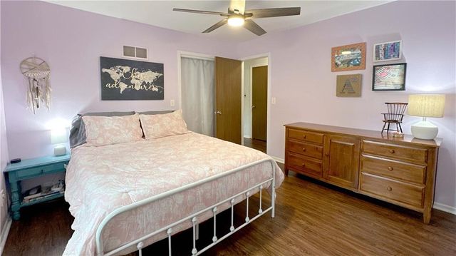 105 Broadway Street, Grain Valley, MO 64029