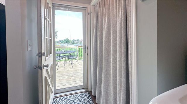 105 Broadway Street, Grain Valley, MO 64029