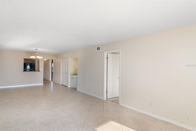 2600 OCEAN SHORE BOULEVARD 111, Ormond Beach, FL 32176