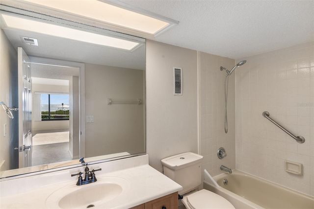 2600 OCEAN SHORE BOULEVARD 111, Ormond Beach, FL 32176