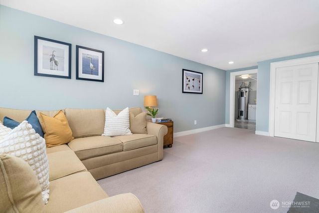 1010 Daley Street, Edmonds, WA 98020