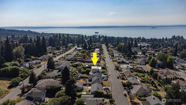 1010 Daley Street, Edmonds, WA 98020
