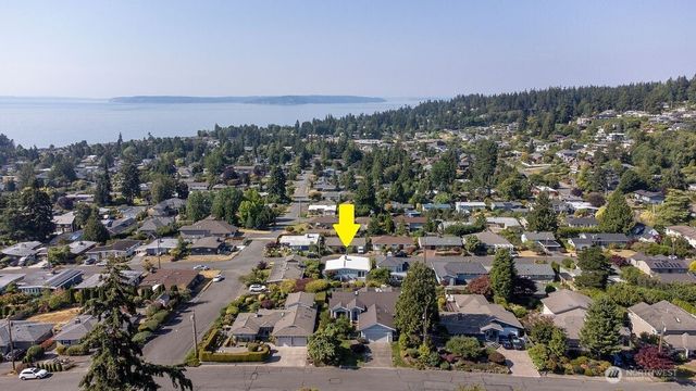 1010 Daley Street, Edmonds, WA 98020