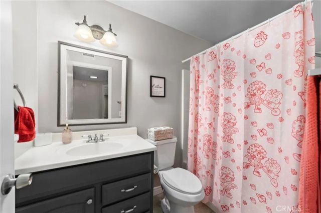 225 Star Pine Court, Azusa, CA 91702